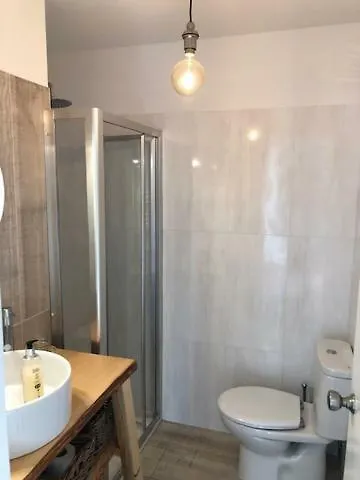 Swedish House Каминья